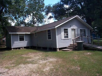 1012 W Welsh St, Welsh, LA 70591