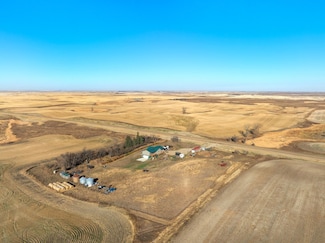 6351 53rd St NW, Plaza, ND 58771