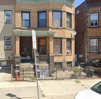 32 Irving St Unit 2, Jersey City, NJ 07307