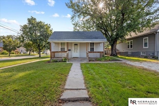 1036 N 8th St, Lincoln, NE 68508