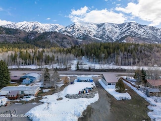 15 U S 26, Alpine, WY 83128