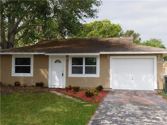 142 Montana Ave, Saint Cloud, FL 34769