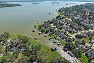 7814 Magnolia Cove Ct, Humble, TX 77346