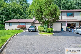 76 Letts Ct Unit 167, Matawan, NJ 07747