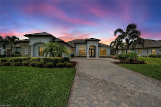 2258 Somerset Place, Naples, FL 34120