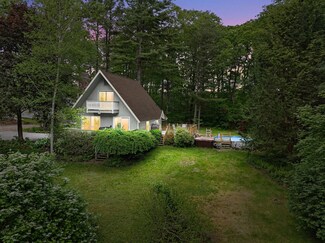 86 Shoreline Dr, West Brookfield, MA 01585