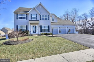 128 S Thistledown Dr, Palmyra, PA 17078
