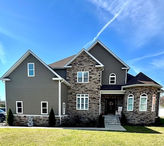 62 Royal Melbourne Ln, Jenkins, KY 41537