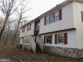 36 Woodland Dr, Nottingham, PA 19362