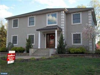 150 Glover Ave, Mount Ephraim, NJ 08059