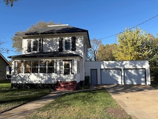 302 E 14th A Ve, Tyndall, SD 57066