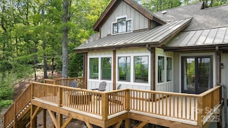 48 Bear Foot Ln, Highlands, NC 28741