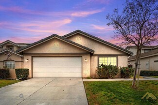 5004 Shadow Branch St, Bakersfield, CA 93313