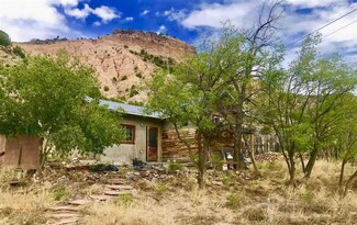 40 Dolores Rd, Ojo Caliente, NM 87549