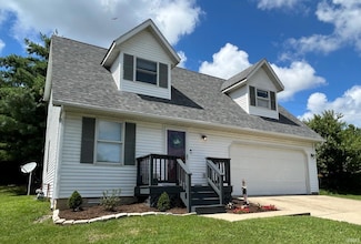 900 Timothy Ct, Bloomington, IN 47403
