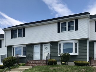 8 Christopher Dr, Methuen, MA 01844