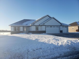 1512 E 20th St, Marshfield, WI 54449