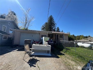 109 Ida St W, Bremerton, WA 98312
