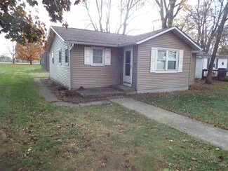 319 W South St, Remington, IN 47977
