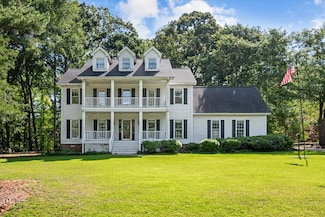 304 Plantation Dr, Greenwood, SC 29649
