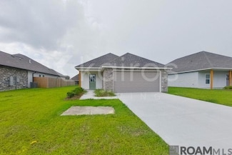 13772 Willowmore Dr, Denham Springs, LA 70726