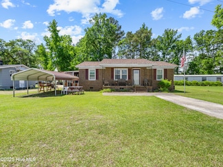 323 Alexander Rouse Rd, Kinston, NC 28504