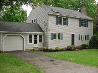 11 Lake Ave, Haverhill, MA 01830