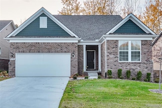 4118 Avery Rd, Orion Township, MI 48359