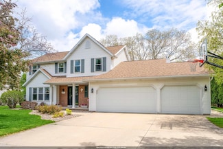 3530 N Meadowsweet Ln, Appleton, WI 54911