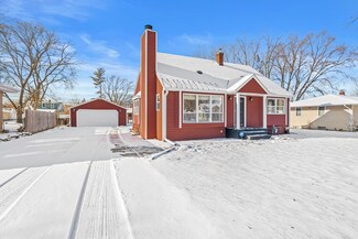 2221 Burr St N, Saint Paul, MN 55130