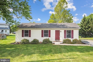 378 Aylor Rd, Stephens City, VA 22655