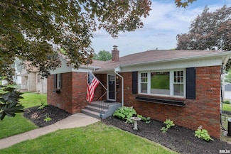 807 Spalding Blvd, Davenport, IA 52804