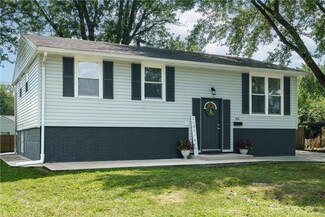 486 Glenapple Dr, New Carlisle, OH 45344