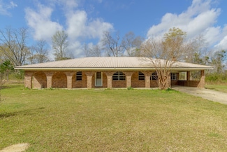 78 Wesley Stevens Dr, Waynesboro, MS 39367