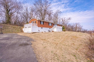 5975 State Route 360, Morganfield, KY 42437