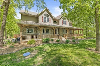 573 W 213 S, Hebron, IN 46341