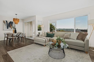 6319 Caminito Partida, San Diego, CA 92111