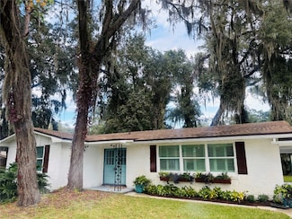 2826 Amelia Rd, Fernandina Beach, FL 32034