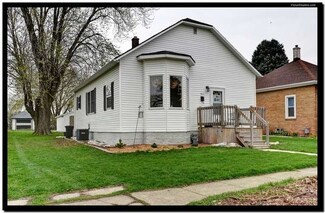 311 E 1st St, Oglesby, IL 61348