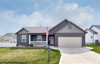 265 Hammerstone Dr, Moscow Mills, MO 63362
