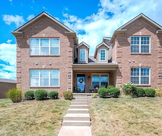 721 Newtown Springs Dr, Lexington, KY 40511