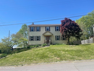 10969 Twin Harbour Dr, Knoxville, TN 37934
