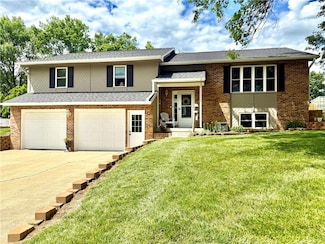 705 W Lincoln St, Maryville, MO 64468