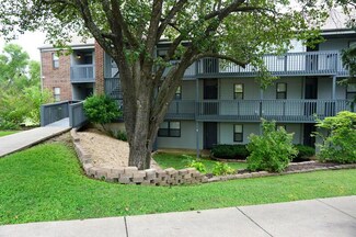 128 Bunker Ridge Dr Unit 1, Branson, MO 65616