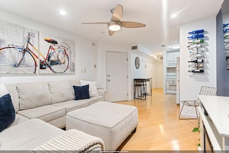 330 Monroe St Unit 3R, Hoboken, NJ 07030