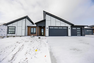 1525 Shannon Oaks Blvd NE, Rochester, MN 55906