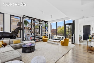 15 Renwick St Unit PH2, New York, NY 10013