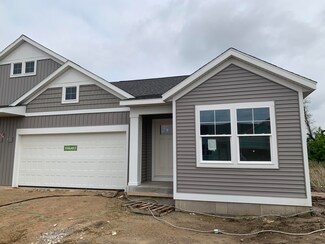 995 Scioto Dr NW Unit 25, Comstock Park, MI 49321