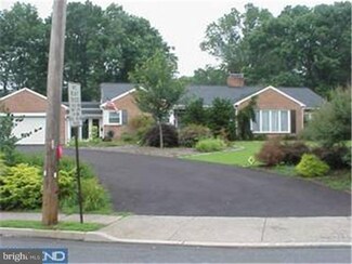 1161 Beech St, Pottstown, PA 19464