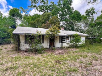 2049 SE 45th Ave, Trenton, FL 32693